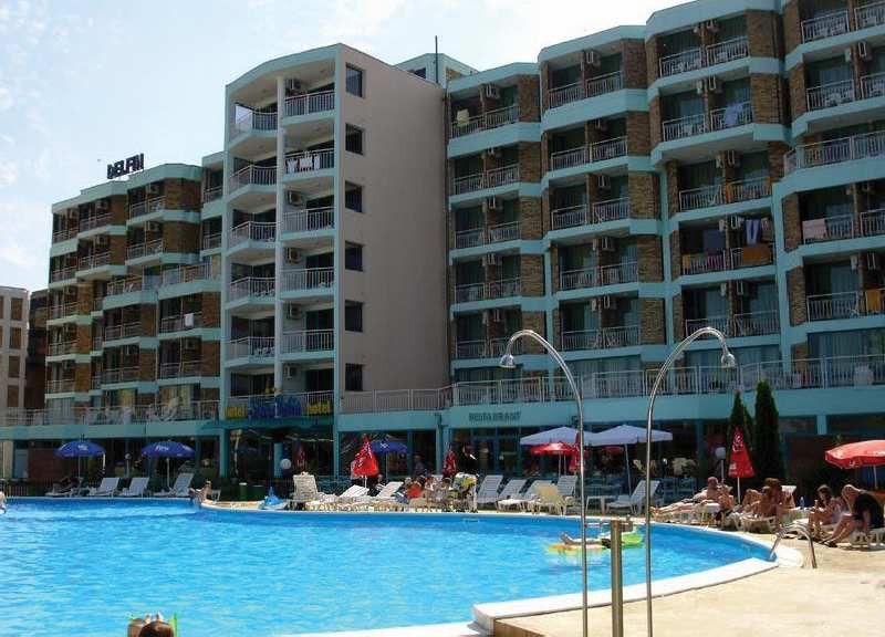 Delfin Hotel 3*